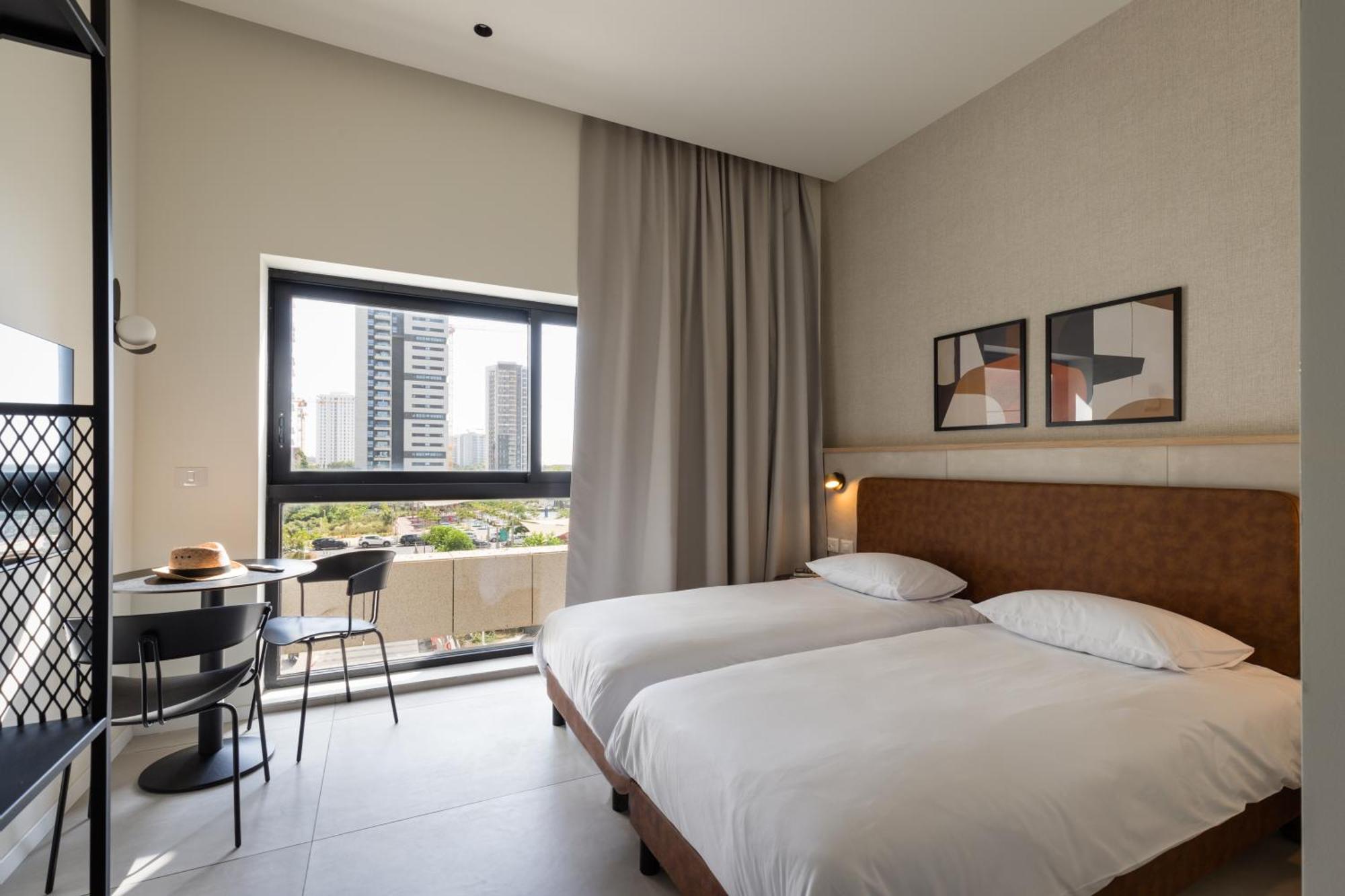 Tayo Studios & Apartments Бат-Ям Экстерьер фото