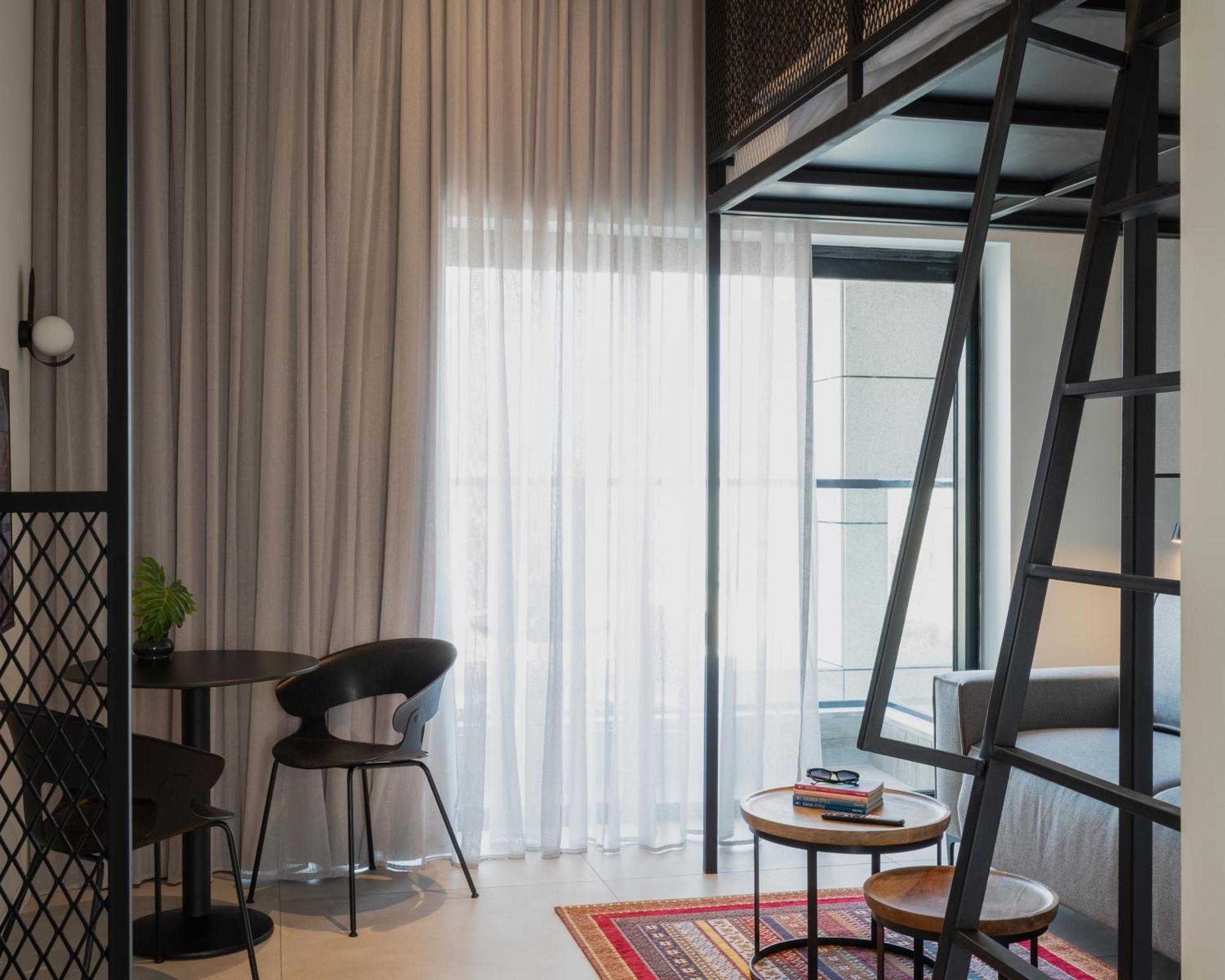 Tayo Studios & Apartments Бат-Ям Экстерьер фото