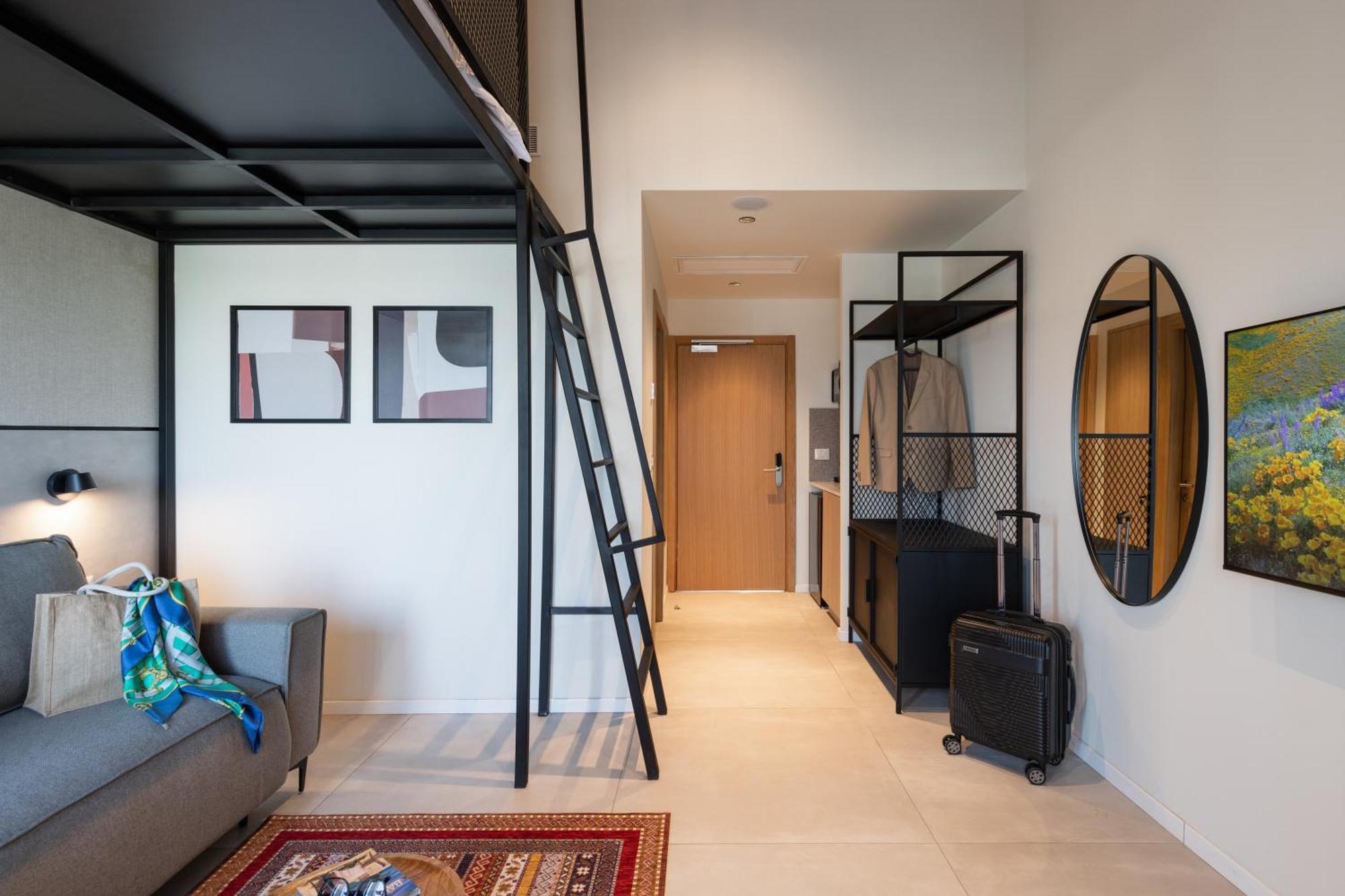 Tayo Studios & Apartments Бат-Ям Экстерьер фото
