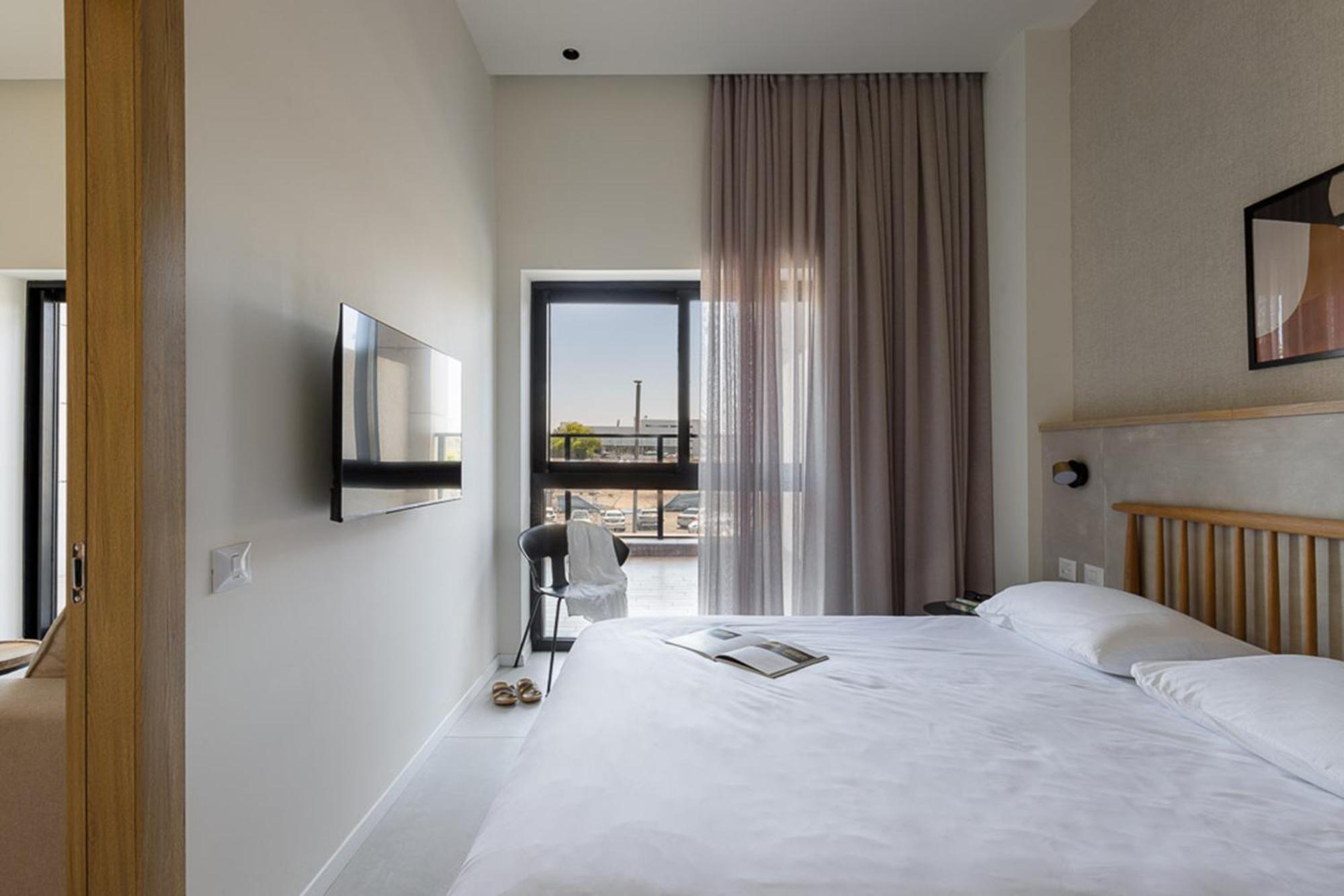 Tayo Studios & Apartments Бат-Ям Экстерьер фото