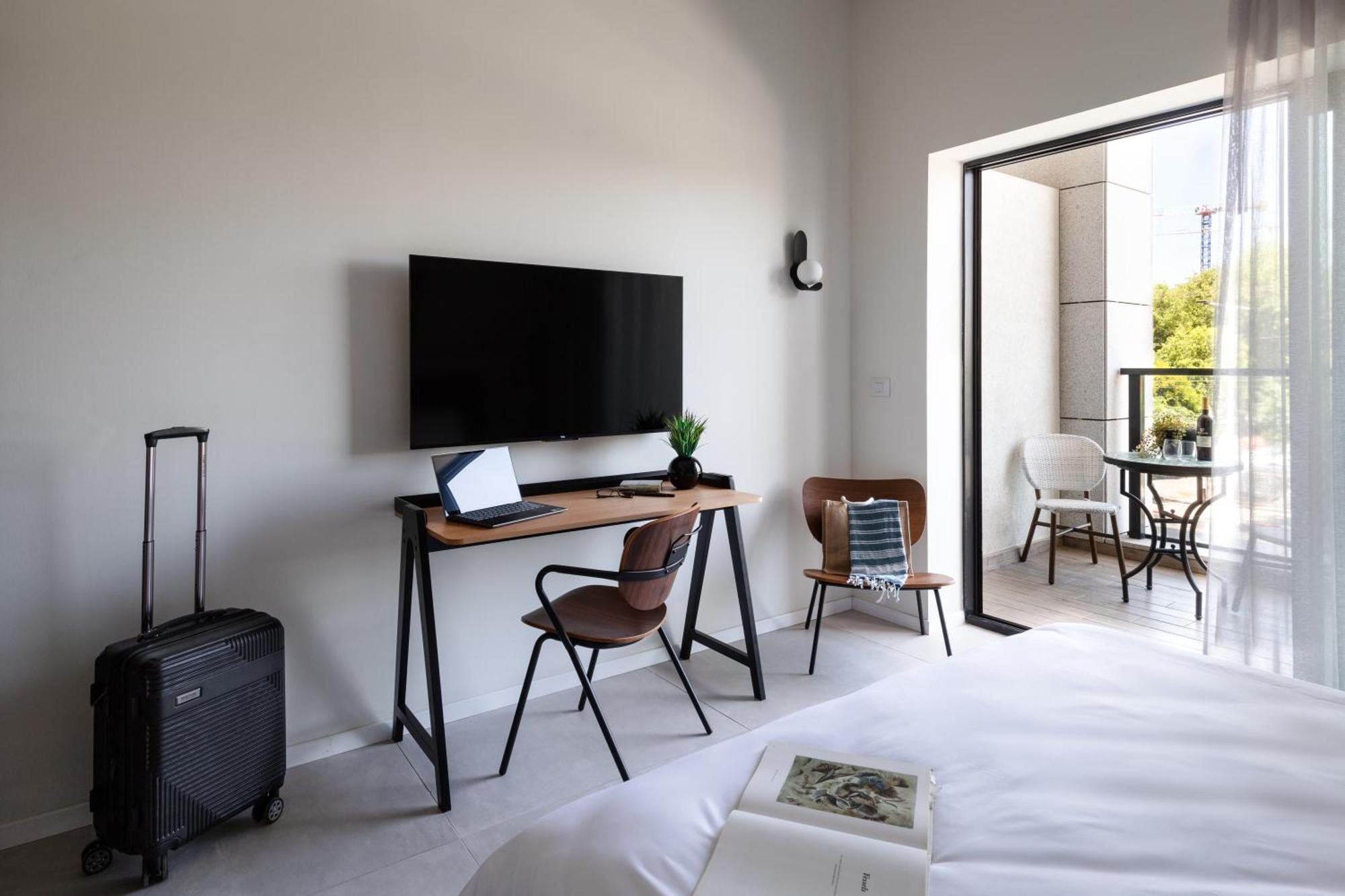 Tayo Studios & Apartments Бат-Ям Экстерьер фото