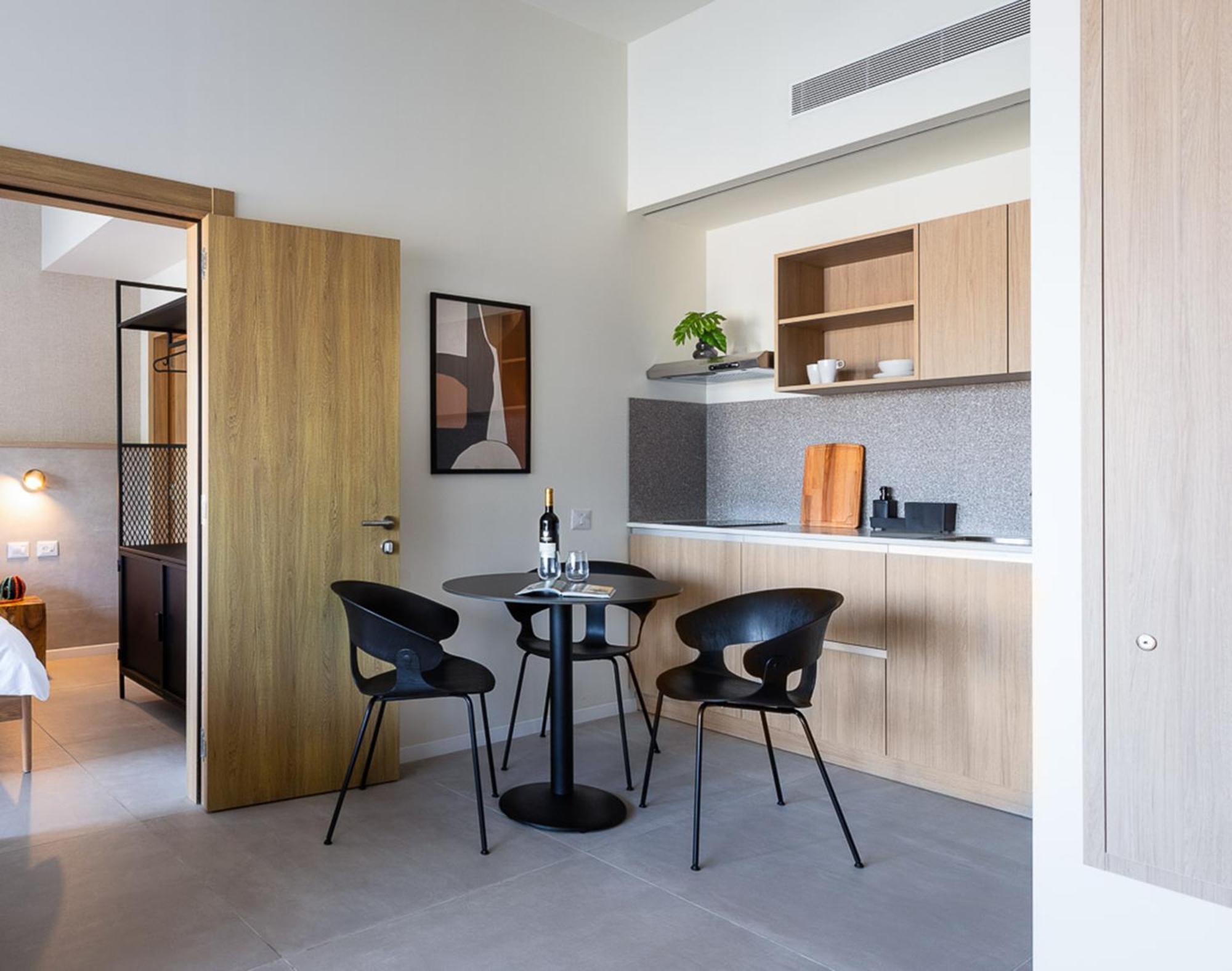 Tayo Studios & Apartments Бат-Ям Экстерьер фото